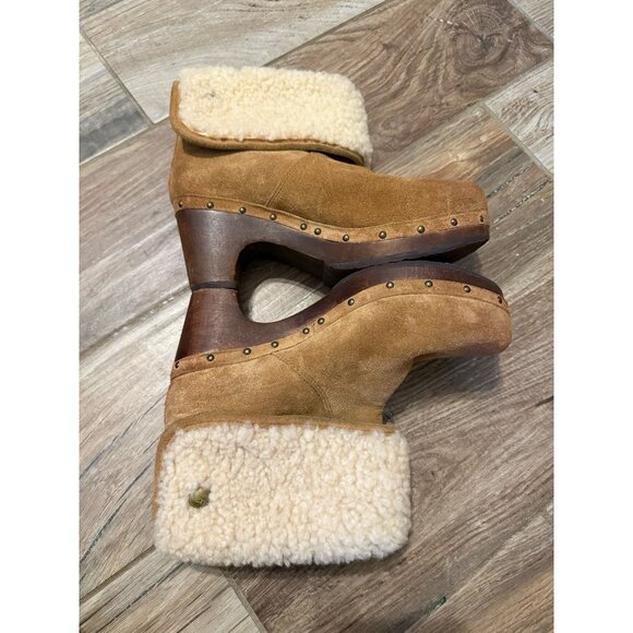 UGG Lynnea Fold Over Brown Leather Shearling Cuff Clog Boot - Picture 6 of 9